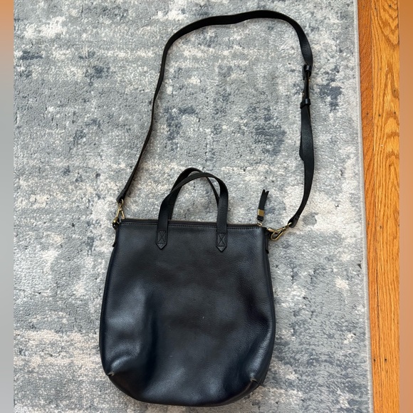 Madewell Transport Crossbody 100% Leather, Black - Picture 2 of 9